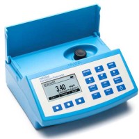 Купить HI83326-02 мультипараметровый фотометр для бассейнов, анализ параметров качества воды, проб воды Санкт-Петербург